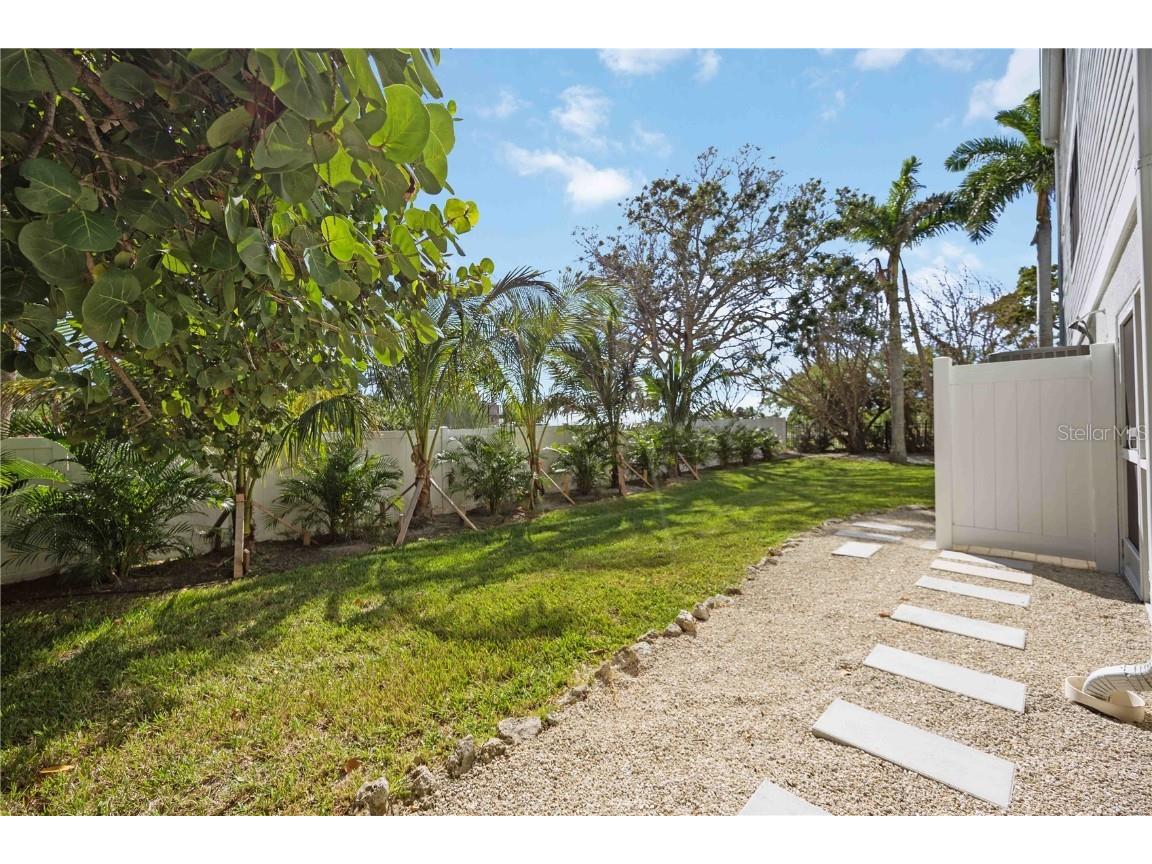 6322 Laguna Drive #1 Longboat Key FL 34228 A4669170 image50