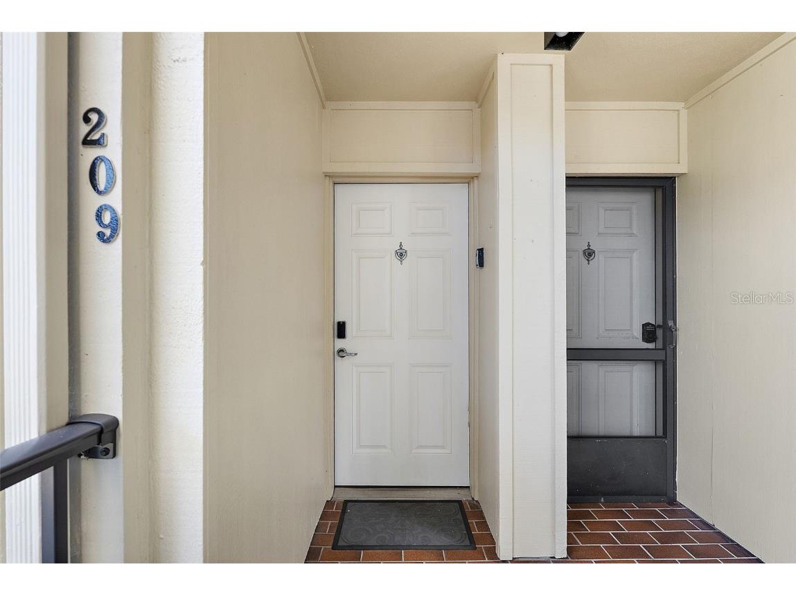 6322 Palma Del Mar Boulevard S #209 Saint Petersburg FL 33715 - BOCA CIEGA BAY TB8451069 image3