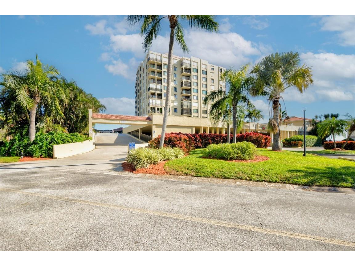 6322 Palma Del Mar Boulevard S #212 Saint Petersburg FL 33715 U8227433 image1