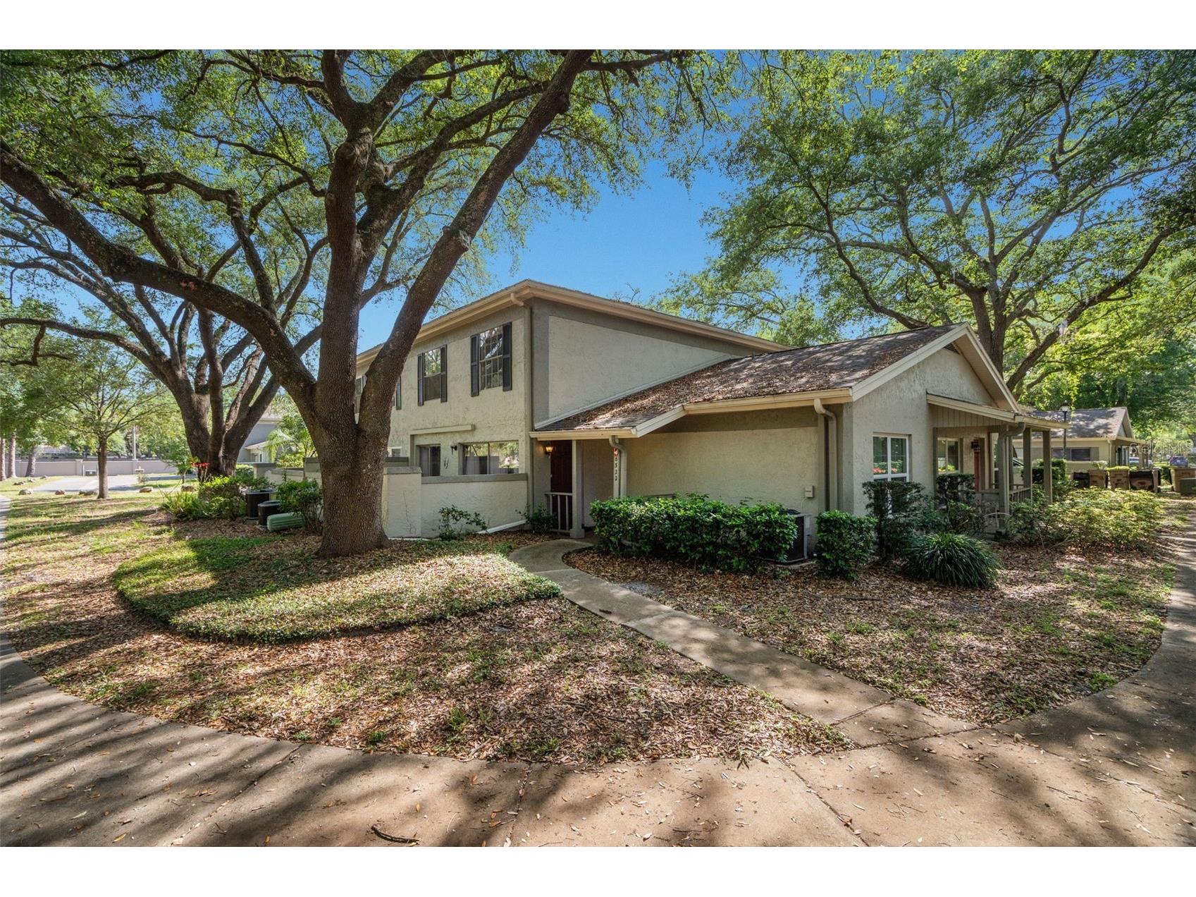 6322 Treetop Circle Temple Terrace FL 33617 TB8498654 image3