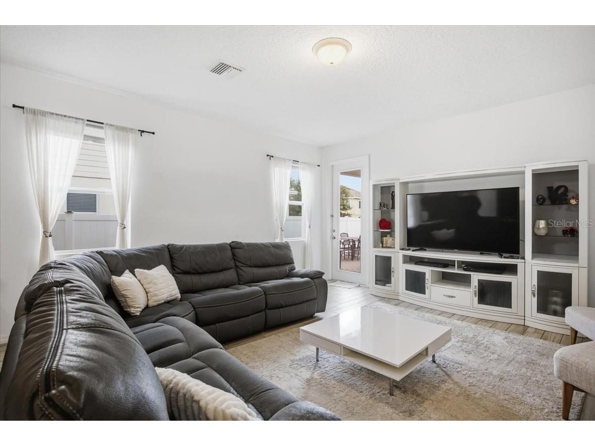 6323 Hamlin Reserve Boulevard Winter Garden FL 34787 O6415343 image12