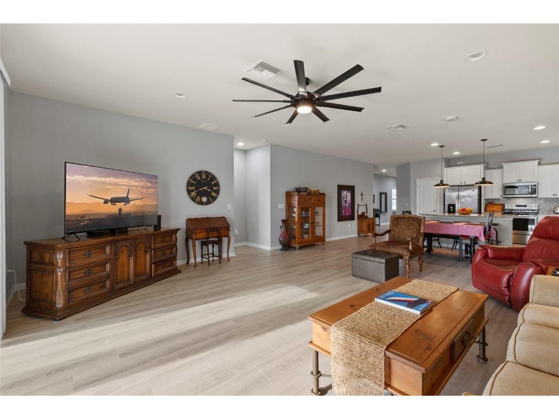 6323 Kenava Loop Palmetto FL 34221 A4674236 image14