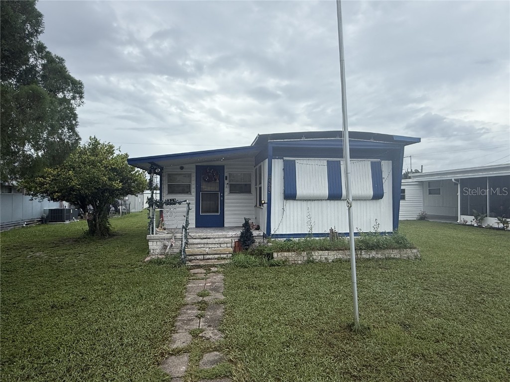 6323 Ohio Street Zephyrhills FL 33542 TB8429797 image1