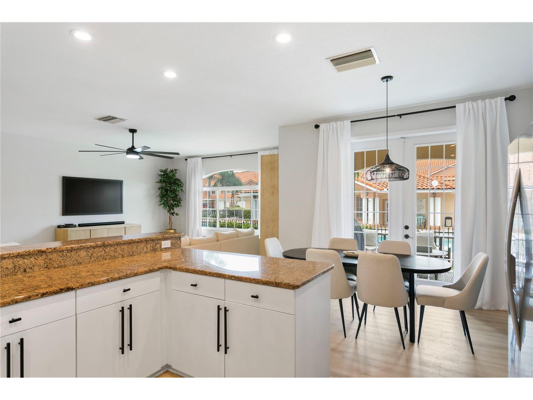 6323 Vista Verde Drive E Saint Petersburg FL 33707 TB8515345 image11
