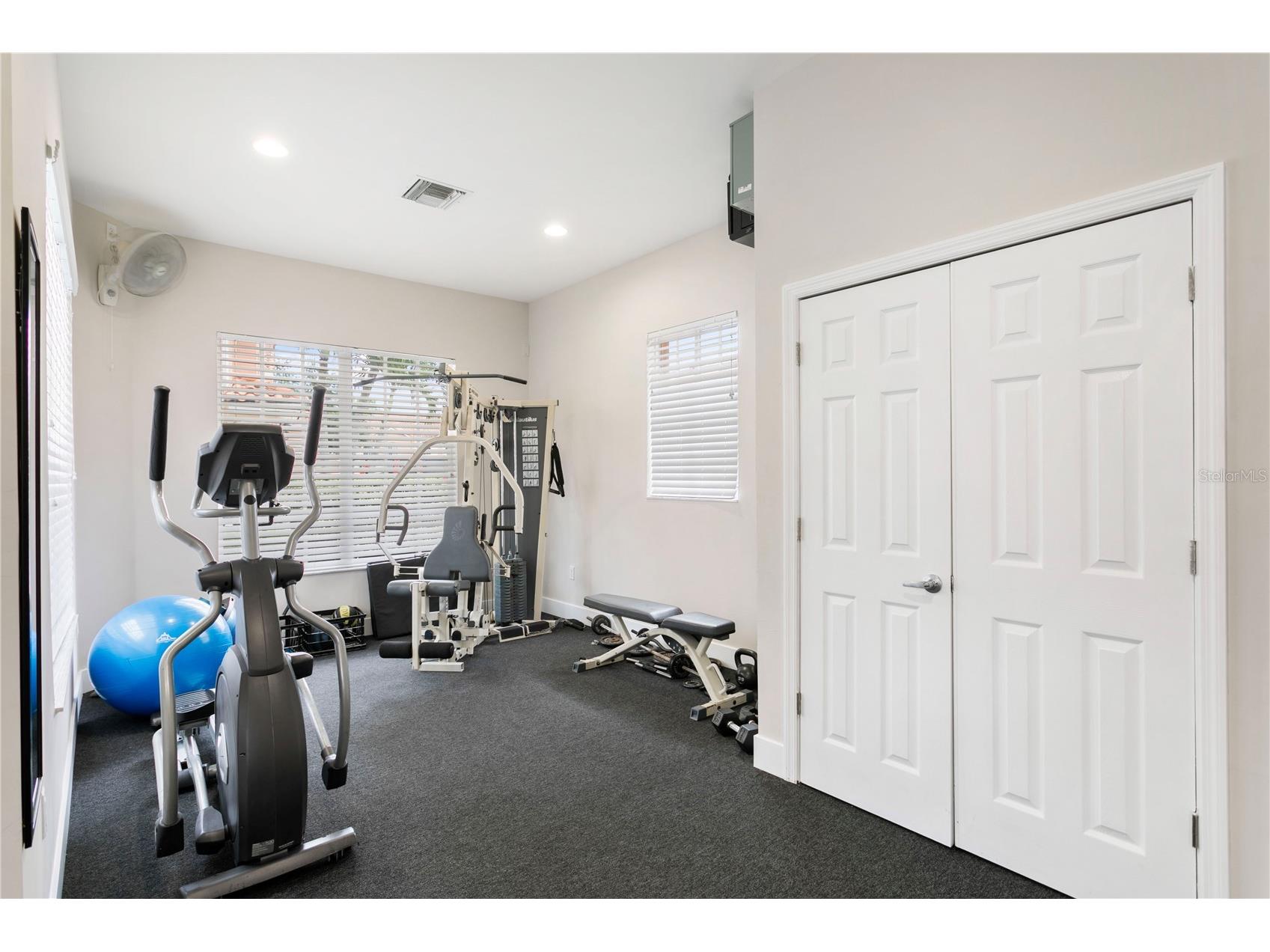 6323 Vista Verde Drive E Saint Petersburg FL 33707 TB8515345 image35