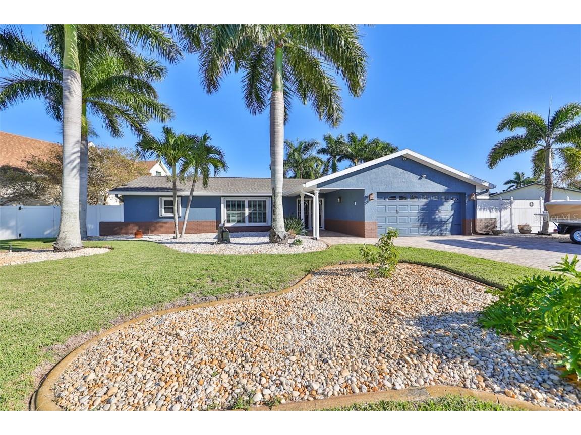 6323 Wisteria Lane Apollo Beach FL 33572 T3492689 image1