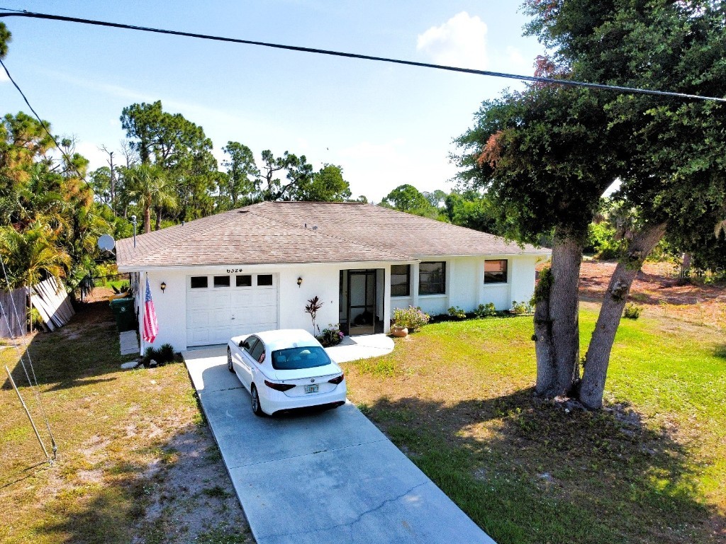 6324 Blueberry Drive Englewood FL 34224 C7493264 image1