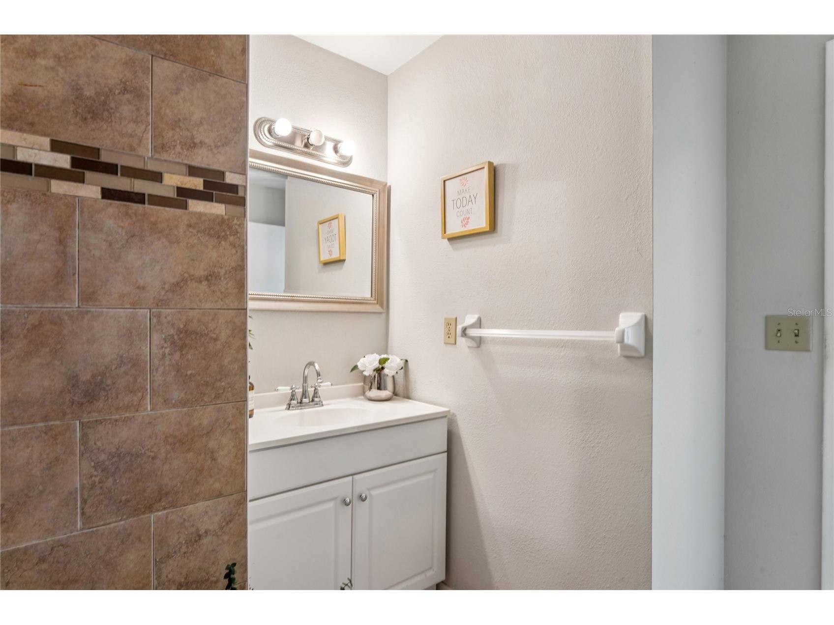 6324 Bonnie Bay Circle N Pinellas Park FL 33781 W7883045 image28