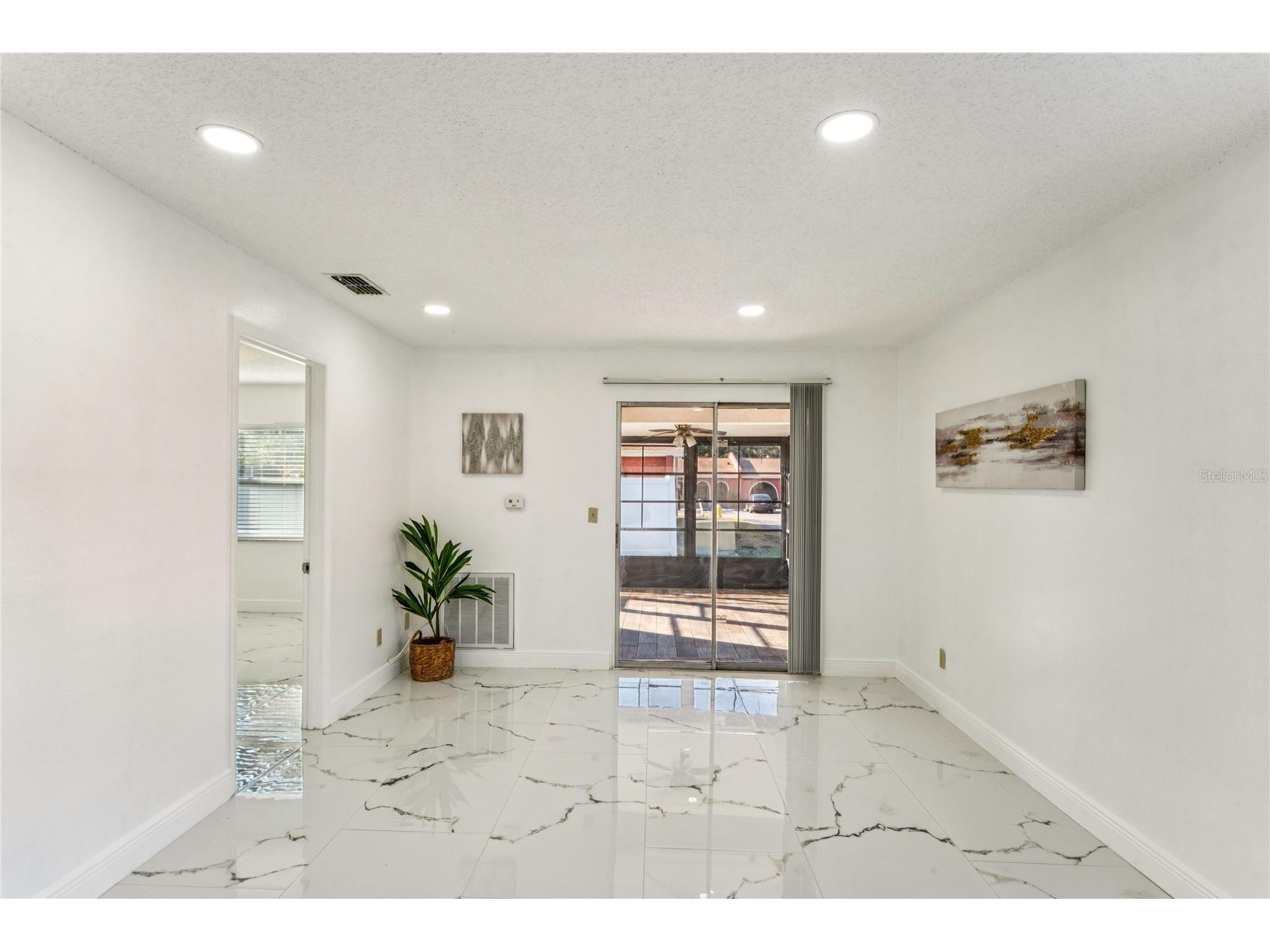 6324 Bonnie Bay Circle N Pinellas Park FL 33781 W7883045 image8