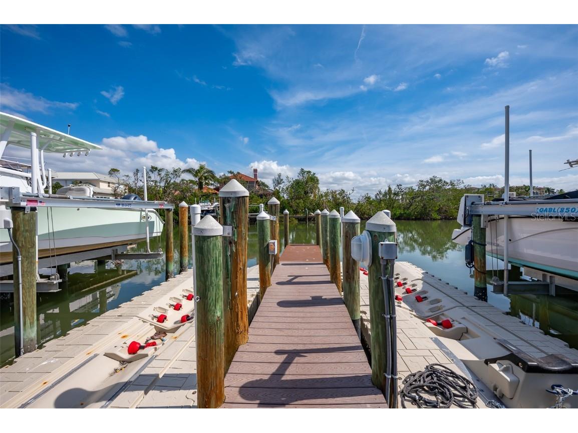 6324 Laguna Drive Longboat Key FL 34228 A4641212 image40