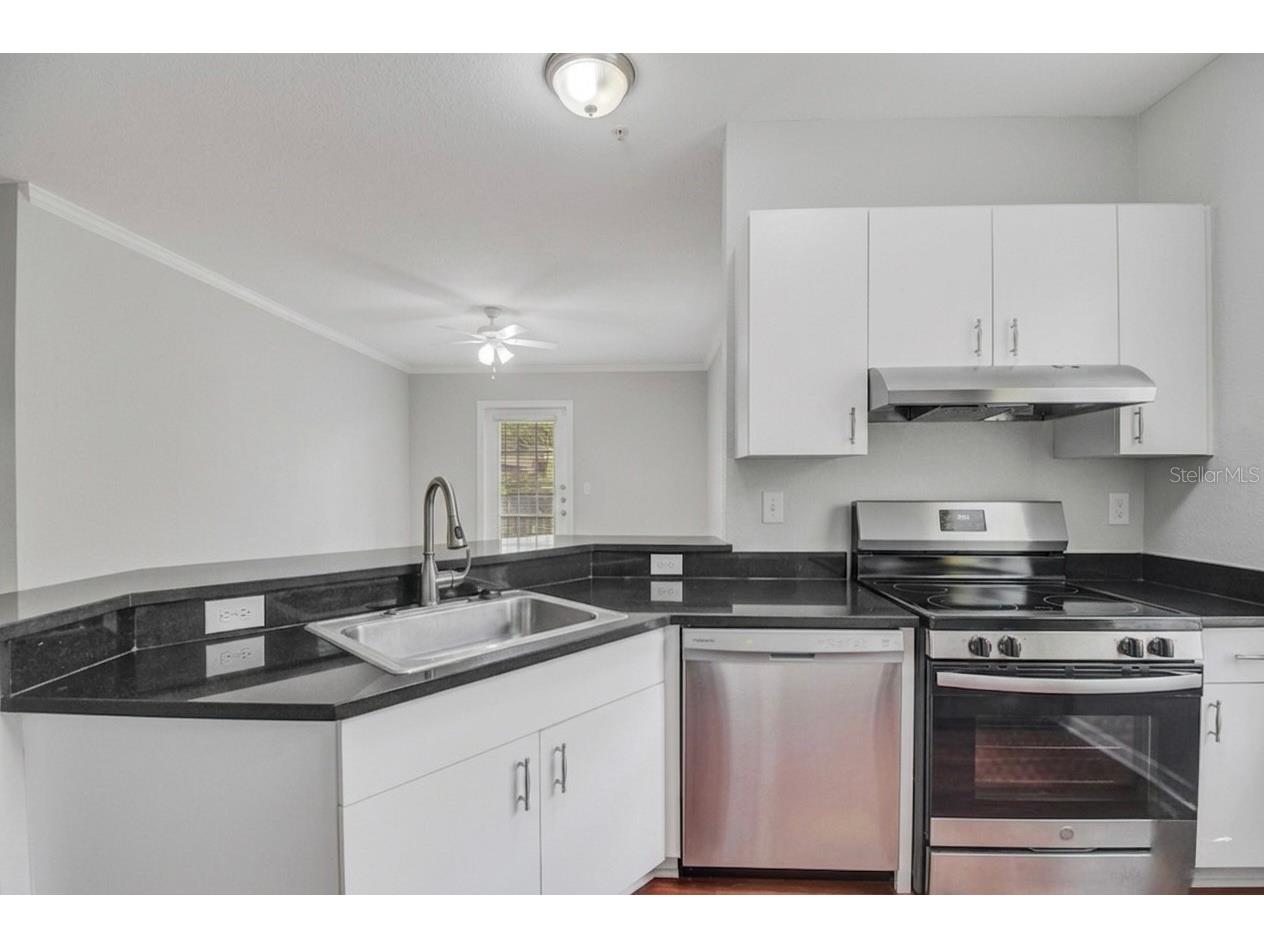 6324 Raleigh Street #702 Orlando FL 32835 O6414651 image20