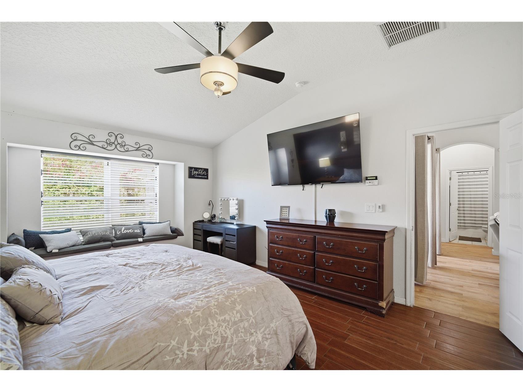 6325 Bridgecrest Drive Lithia FL 33547 TB8466217 image38