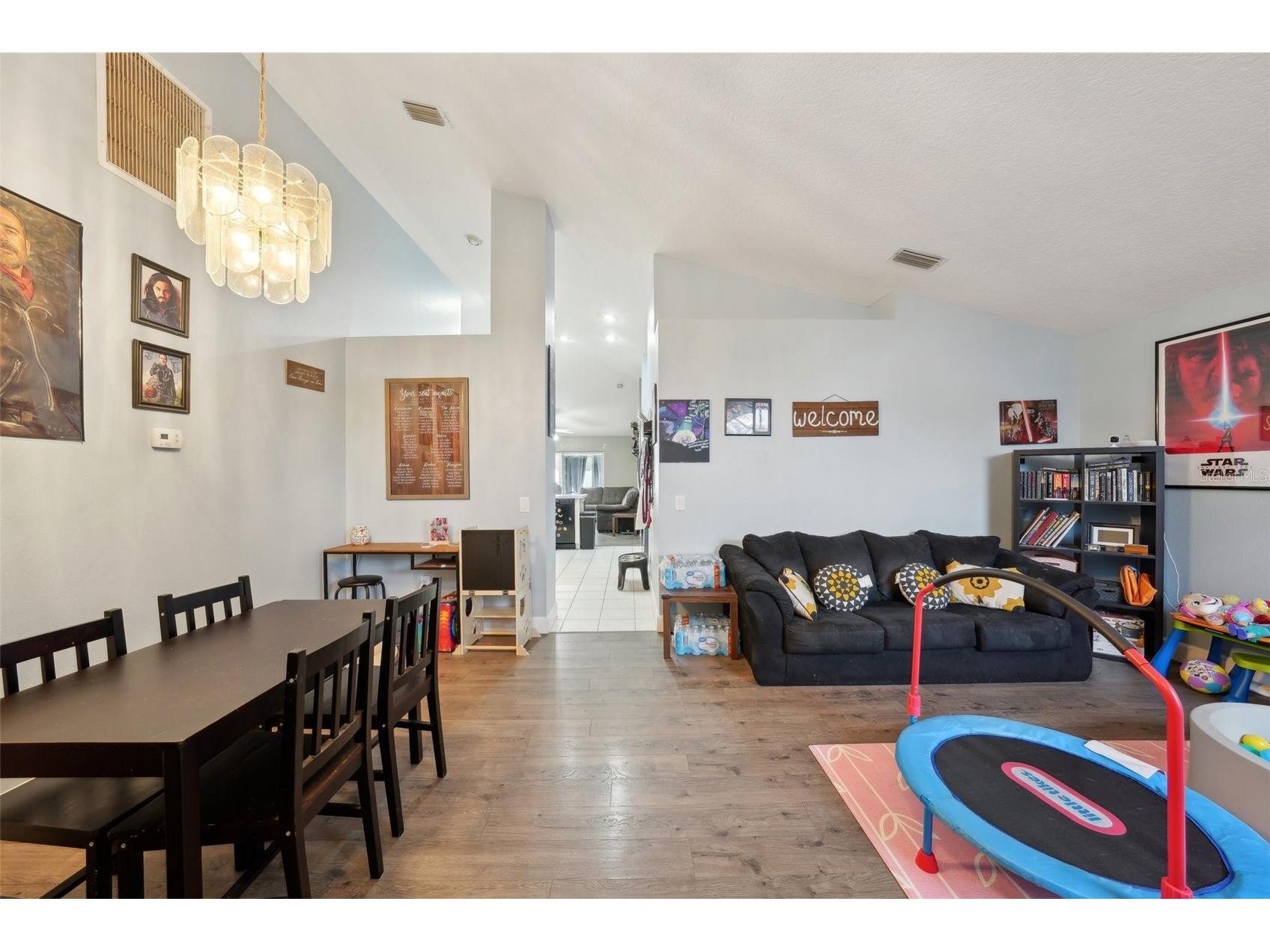 6325 Chapel Pines Boulevard Wesley Chapel FL 33545 TB8341772 image7