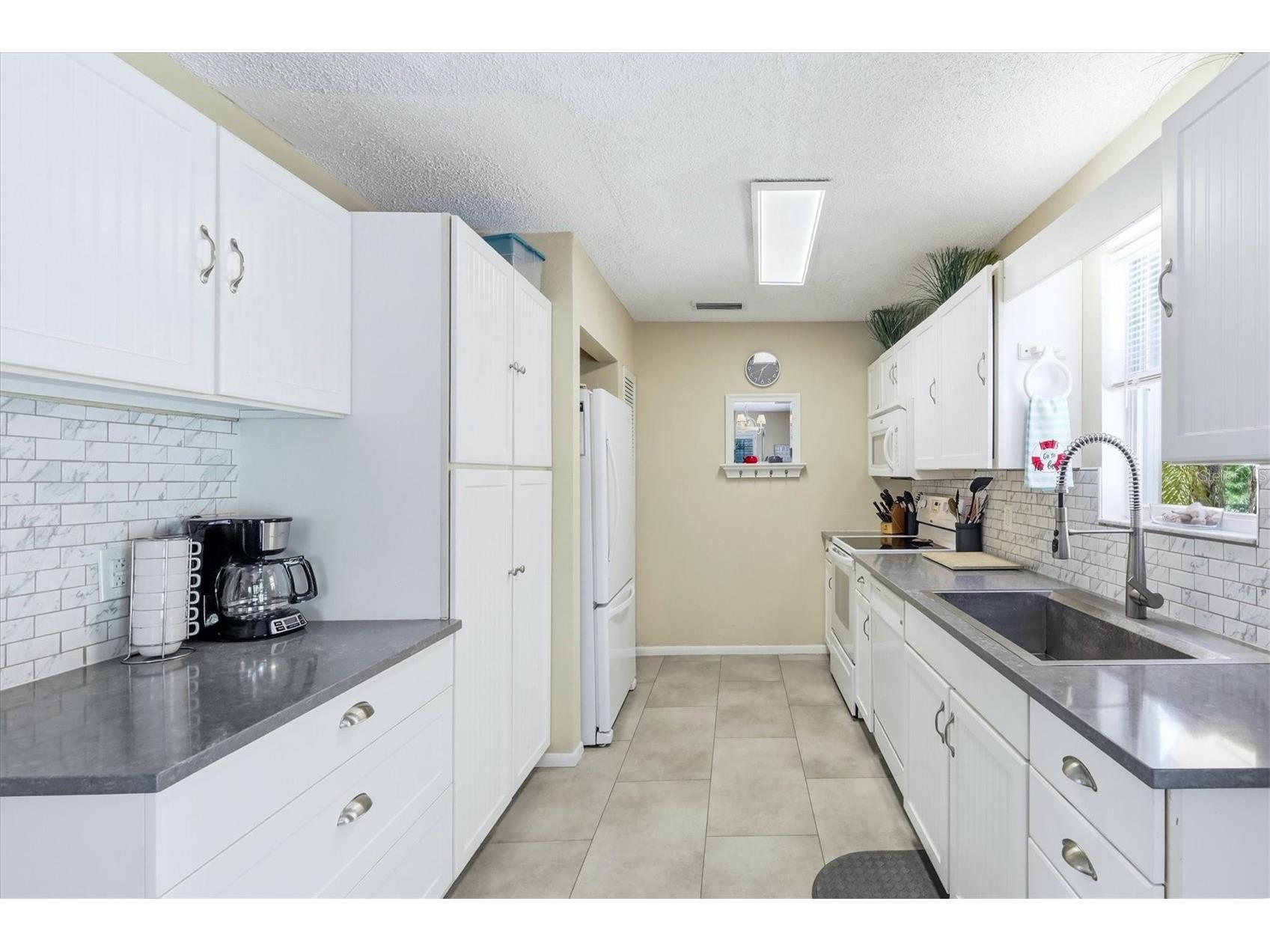 6325 Gulf Drive Holmes Beach FL 34217 A4693216 image19