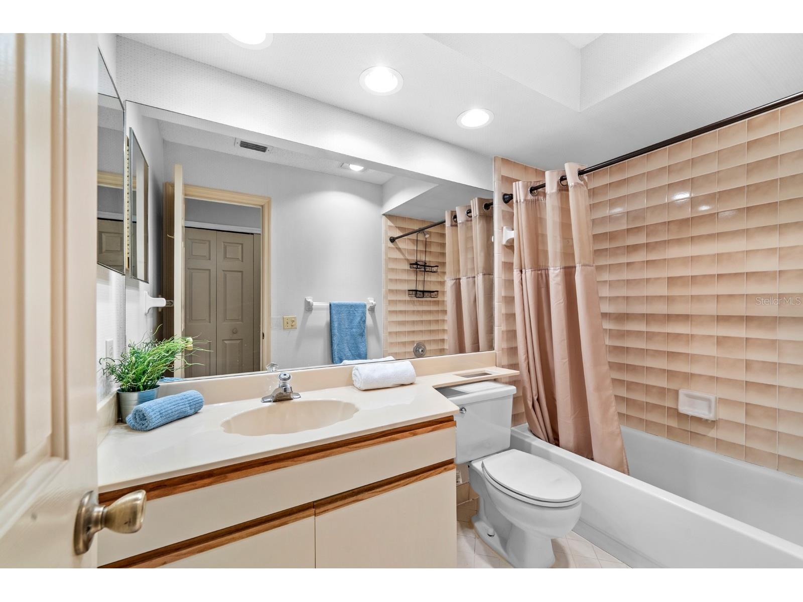 6325 Parson Brown Drive Orlando FL 32819 TB8517112 image16