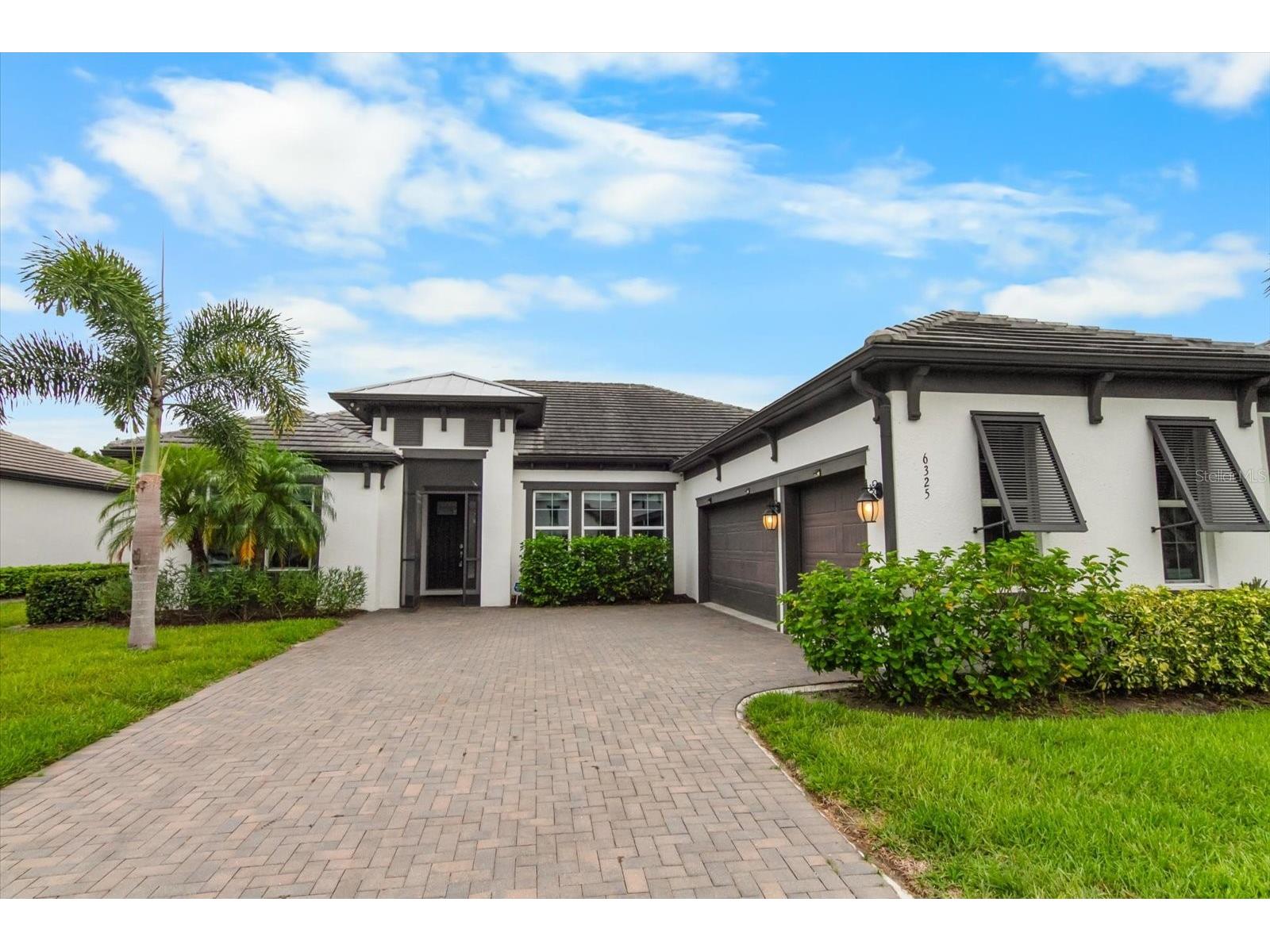 6325 Rivo Lakes Boulevard Sarasota FL 34241 A4696525 image1