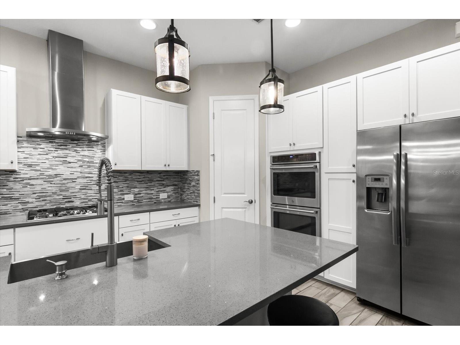 6325 Rivo Lakes Boulevard Sarasota FL 34241 A4696525 image18