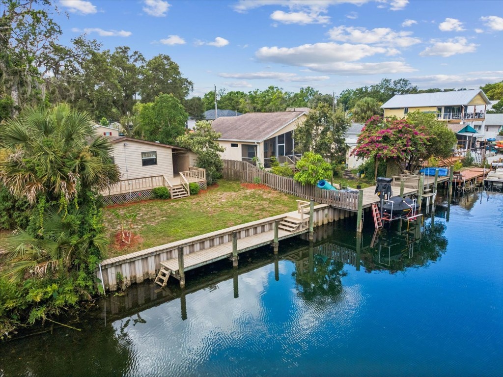 6325 Sebring Street Weeki Wachee FL 34607 - WEEKI WACHEE RIVER W7877533 image1