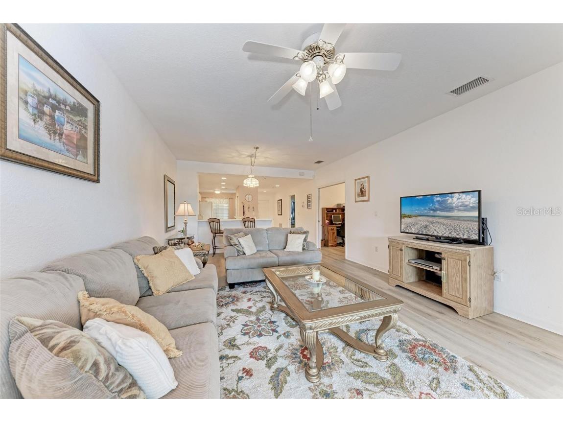 6326 Grand Oak Circle #203 Bradenton FL 34203 A4640780 image10
