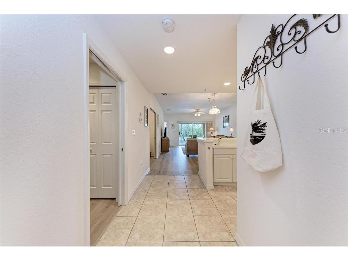 6326 Grand Oak Circle #203 Bradenton FL 34203 A4640780 image6