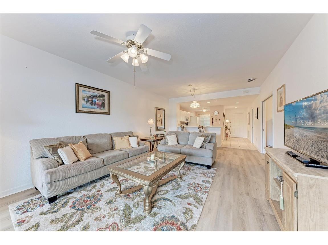 6326 Grand Oak Circle #203 Bradenton FL 34203 A4640780 image9