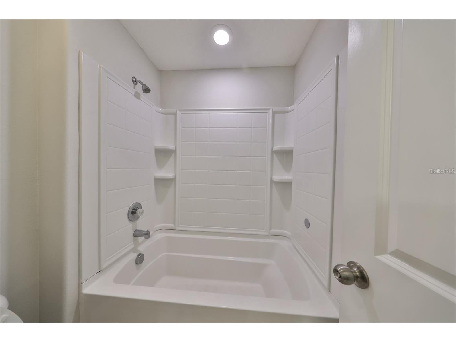 6328 Lantern View Place Apollo Beach FL 33572 TB8514802 image28