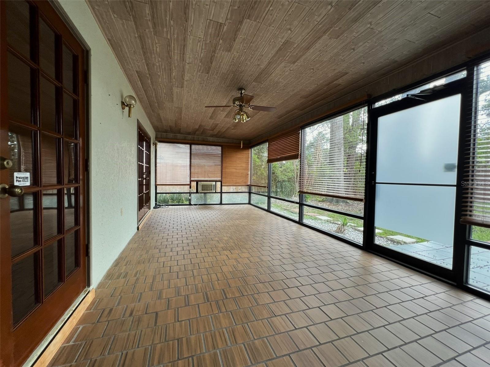 6328 N Queensway Drive Temple Terrace FL 33617 TB8525884 image30