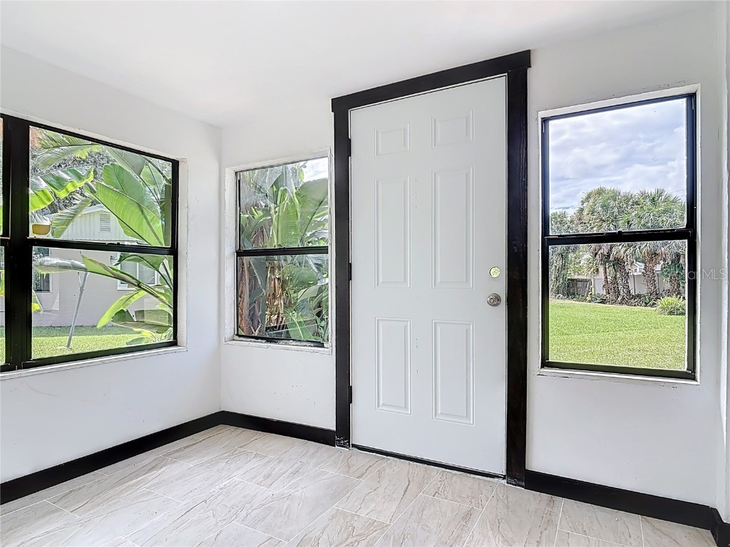 633 1/2 Elm Avenue Daytona Beach FL 32117 V4944691 image2