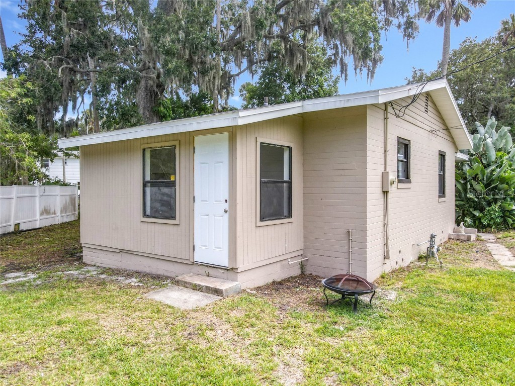 633 1/2 Elm Avenue Daytona Beach FL 32117 V4944691 image37