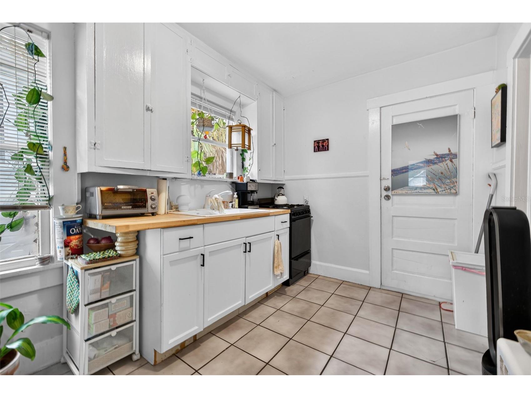 633 7th Avenue N Saint Petersburg FL 33701 A4697190 image28