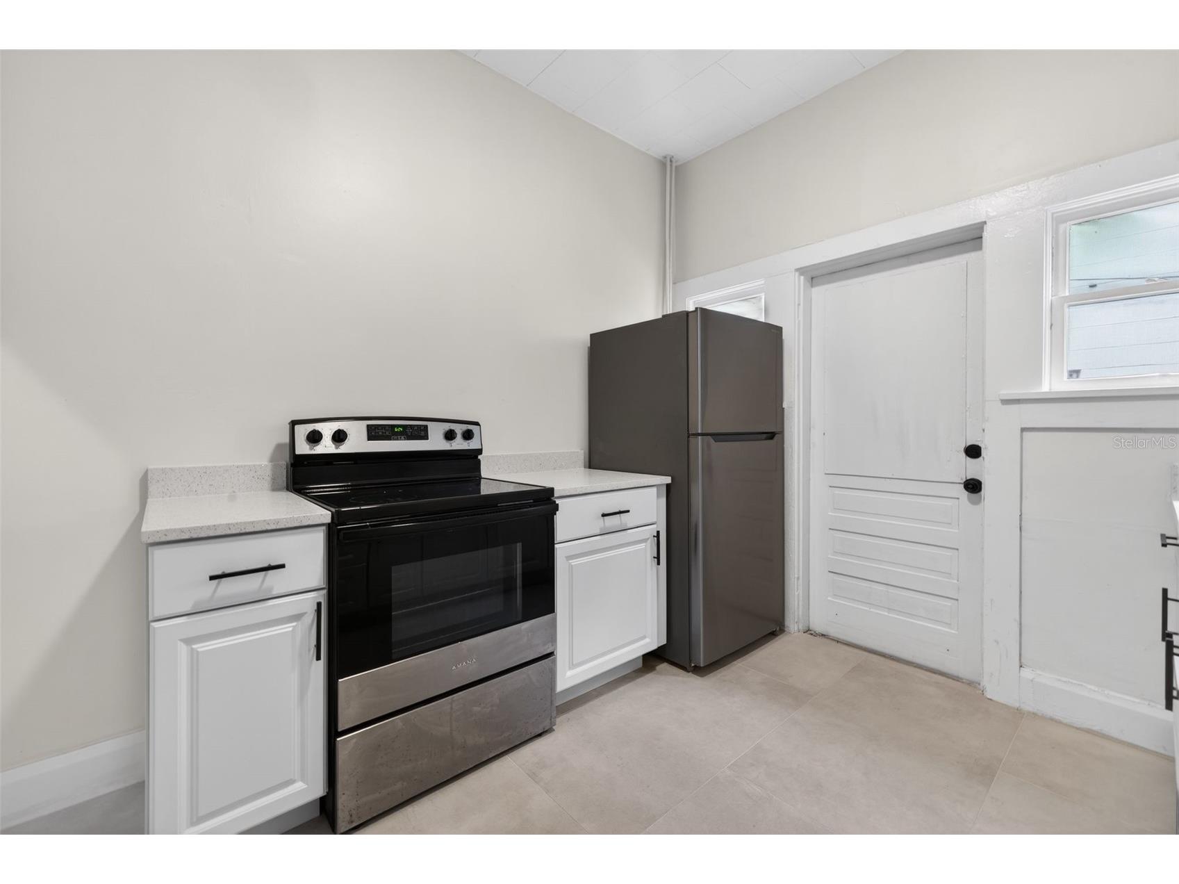 633 7th Avenue N Saint Petersburg FL 33701 A4697190 image6