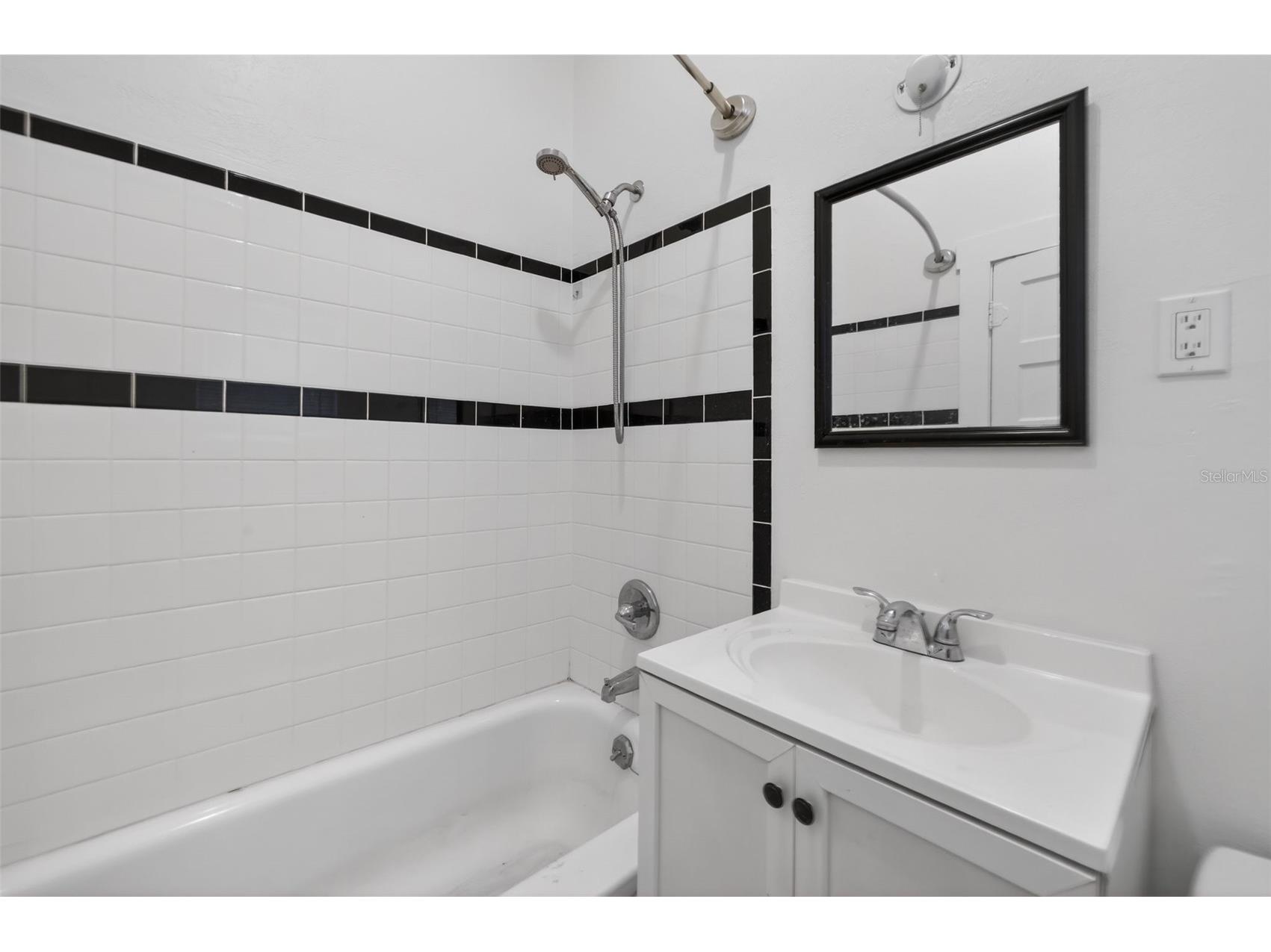 633 7th Avenue N Saint Petersburg FL 33701 A4697190 image8