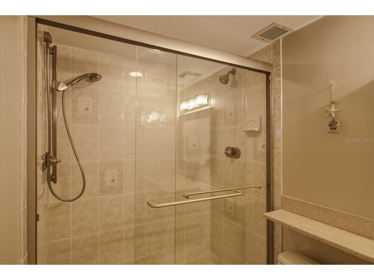 633 Alhambra Road #301 Venice FL 34285 A4686804 image48