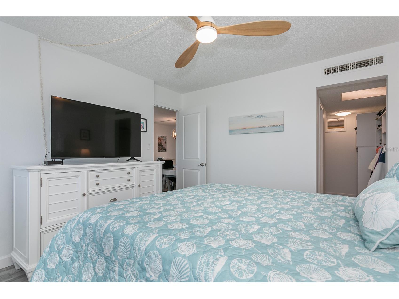 633 Alhambra Road #305 Venice FL 34285 - GULF OF AMERICA N6142609 image32