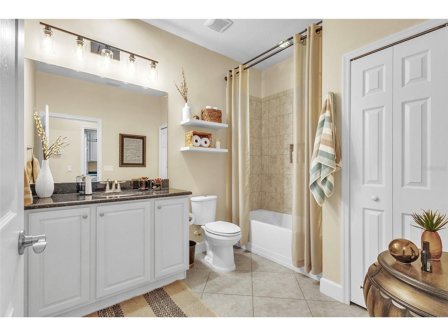 633 Chipper Drive Sun City Center FL 33573 TB8472306 image28