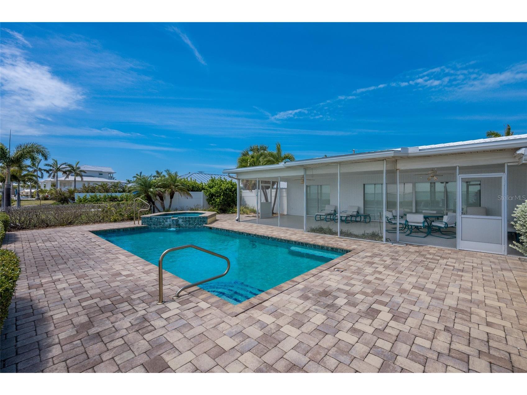 633 Key Royale Drive Holmes Beach FL 34217 A4690877 image10