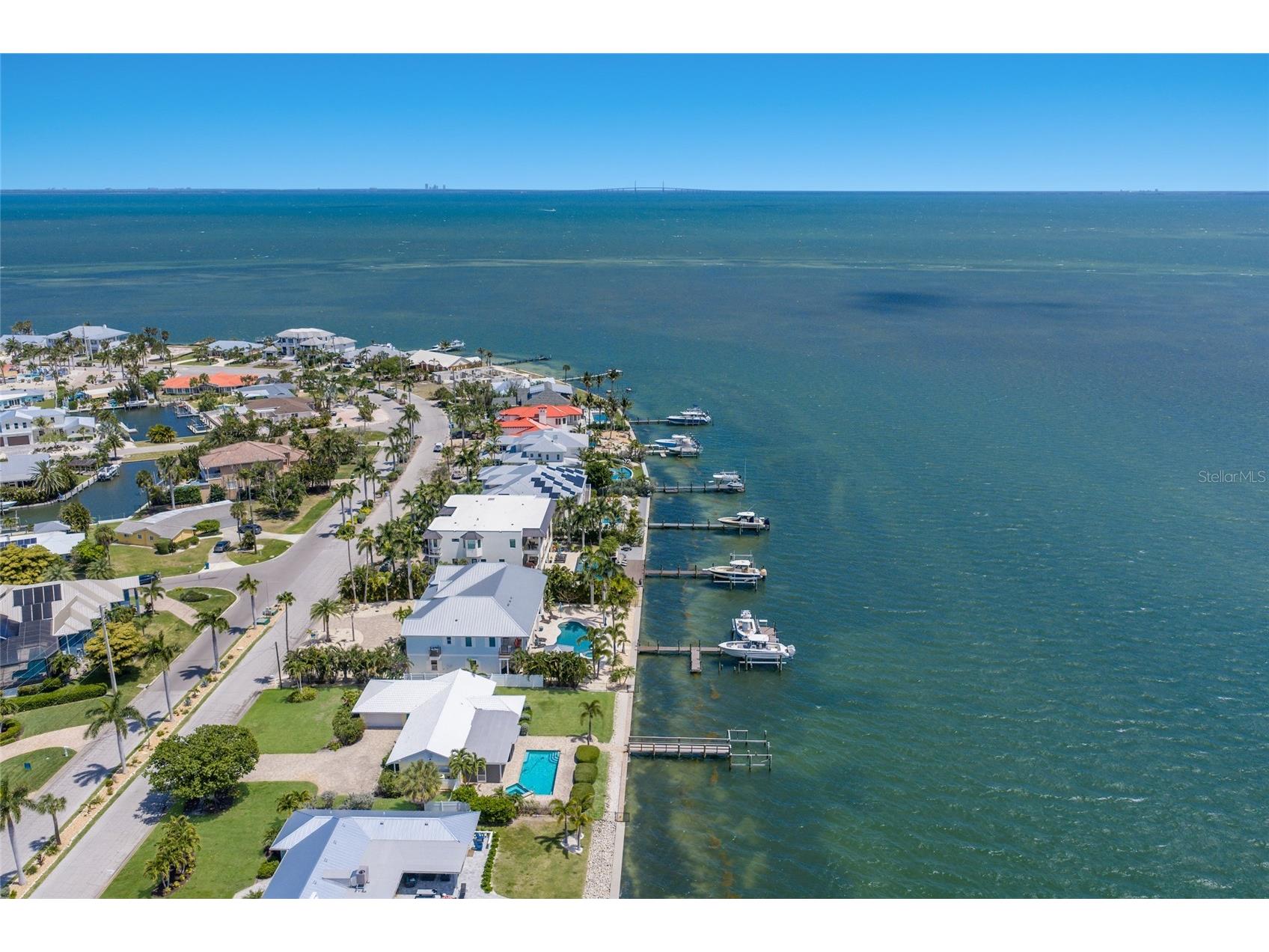 633 Key Royale Drive Holmes Beach FL 34217 A4690877 image3