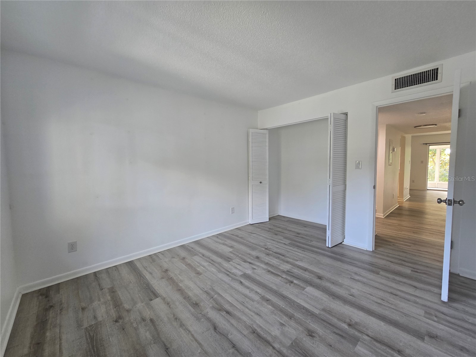 633 Silver Pass #B Ocala FL 34472 OM719750 image15