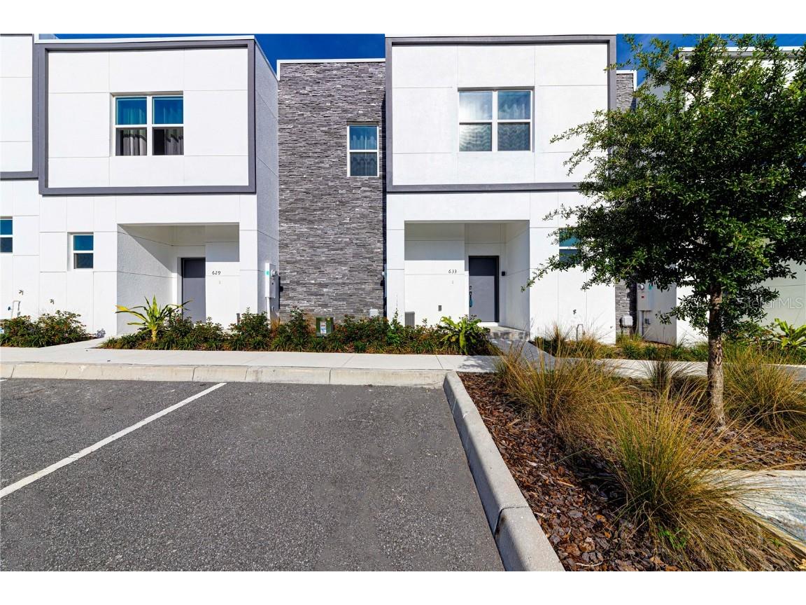633 Trikomo Drive Davenport FL 33896 O6211649 image1