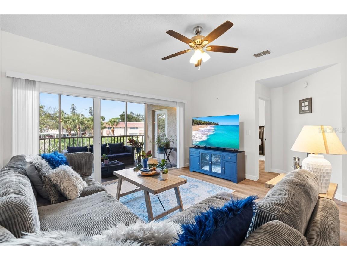 6330 99th Way N #14C Saint Petersburg FL 33708 - Retention pond TB8434357 image15