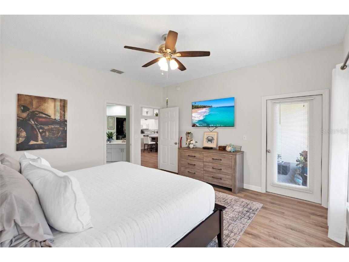 6330 99th Way N #14C Saint Petersburg FL 33708 - Retention pond TB8434357 image24