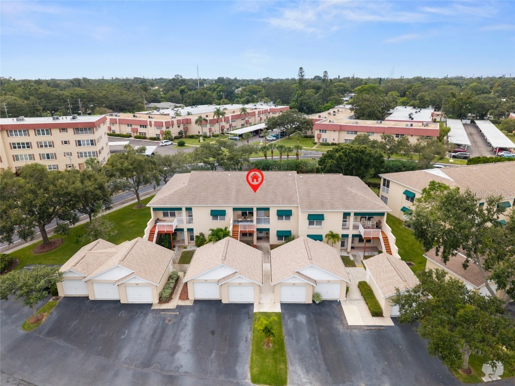 6330 99th Way N #14C Saint Petersburg FL 33708 - Retention pond TB8434357 image44