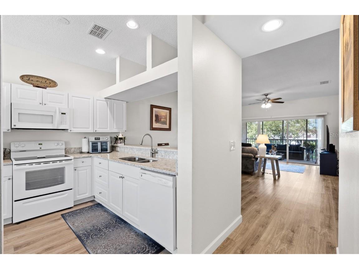 6330 99th Way N #14C Saint Petersburg FL 33708 - Retention pond TB8434357 image5