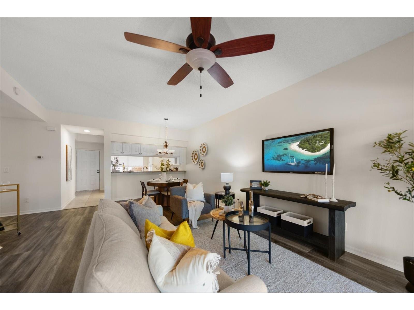 6330 99th Way N #14D Seminole FL 33708 TB8519852 image14
