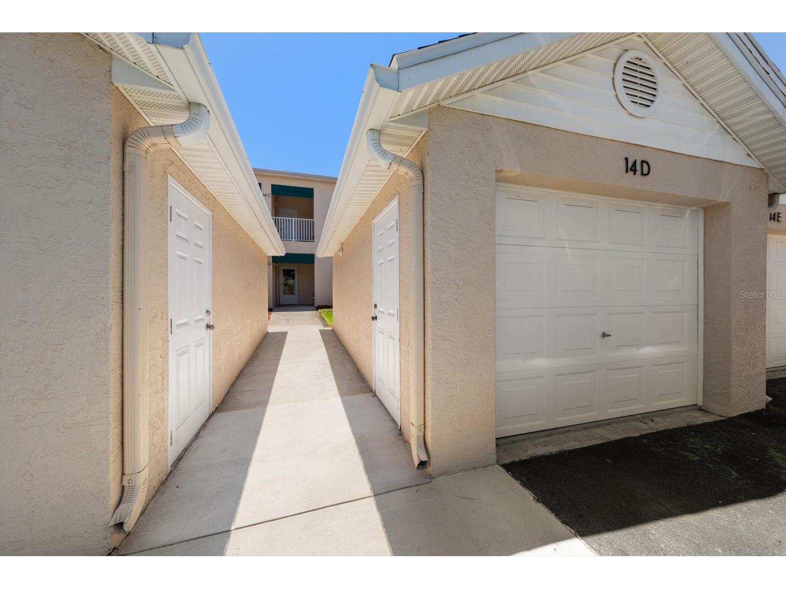6330 99th Way N #14D Seminole FL 33708 TB8519852 image2
