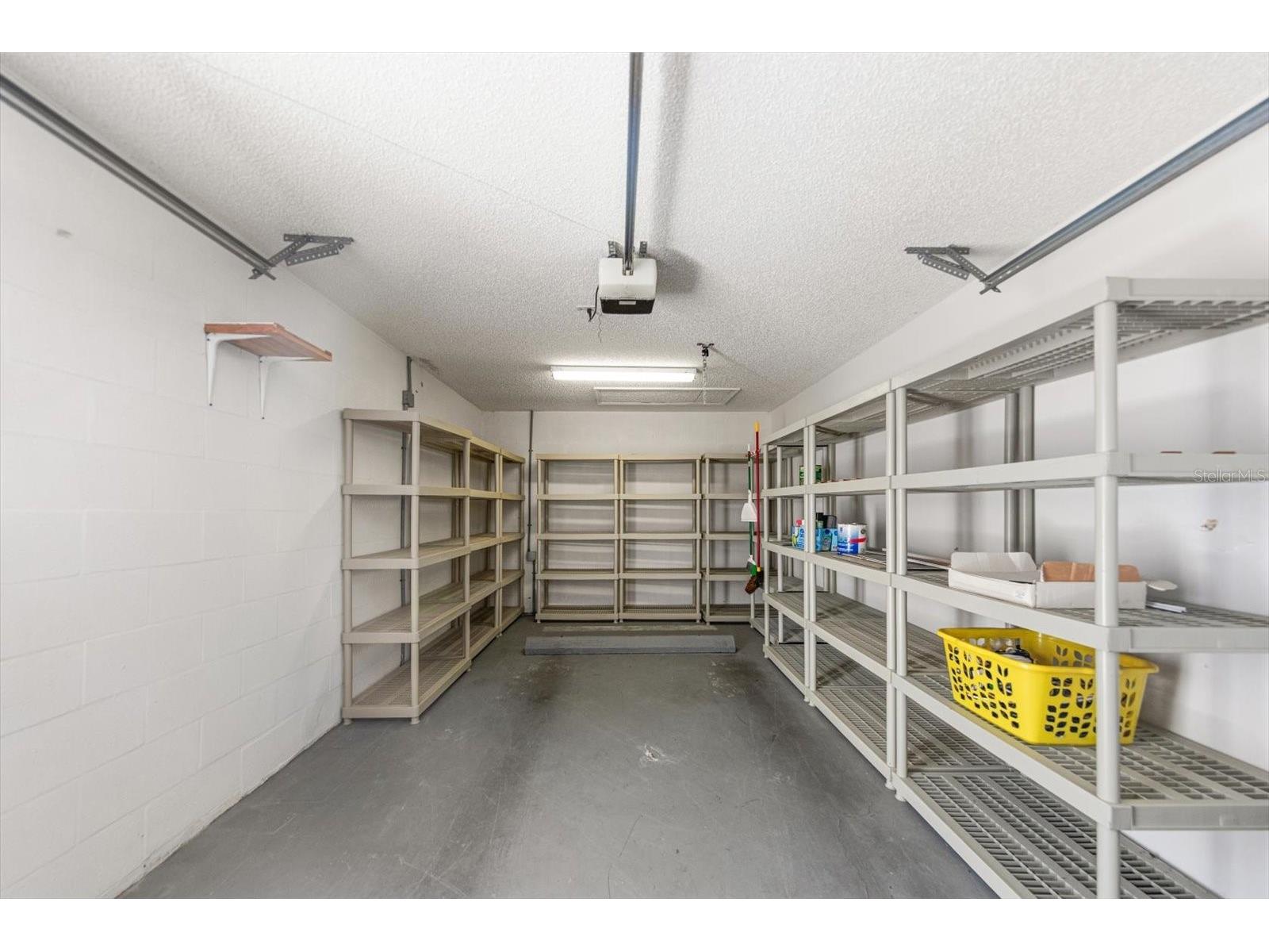 6330 99th Way N #14D Seminole FL 33708 TB8519852 image30