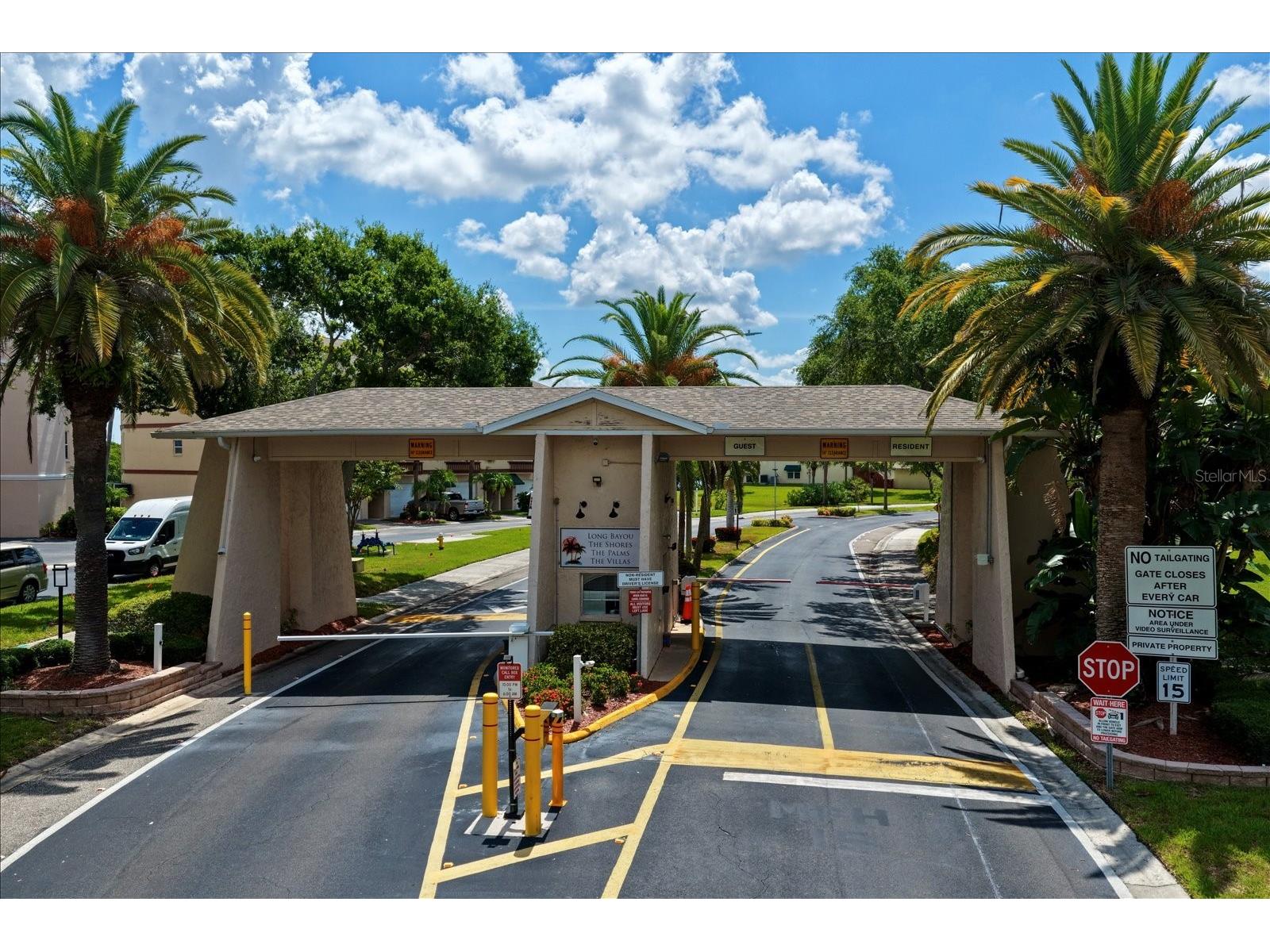 6330 99th Way N #14D Seminole FL 33708 TB8519852 image33