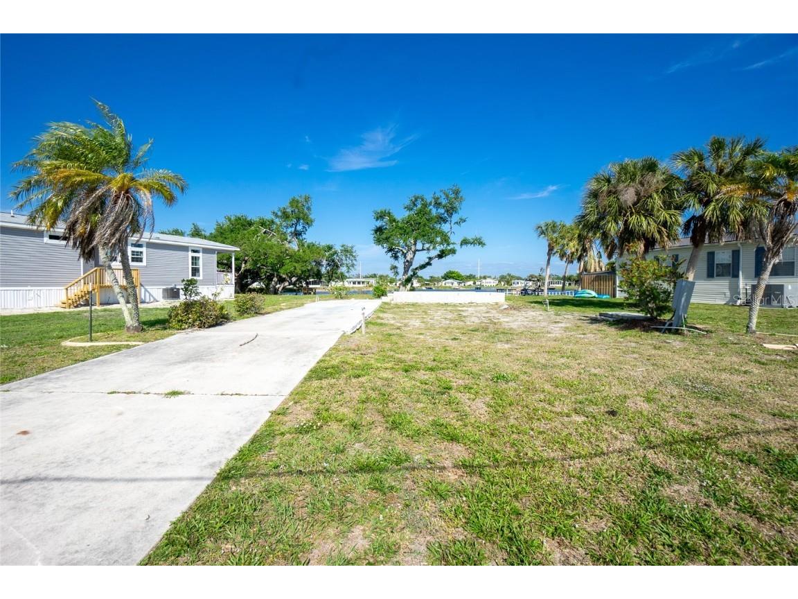 6330 Bob White Drive Englewood FL 34224 C7488122 image1