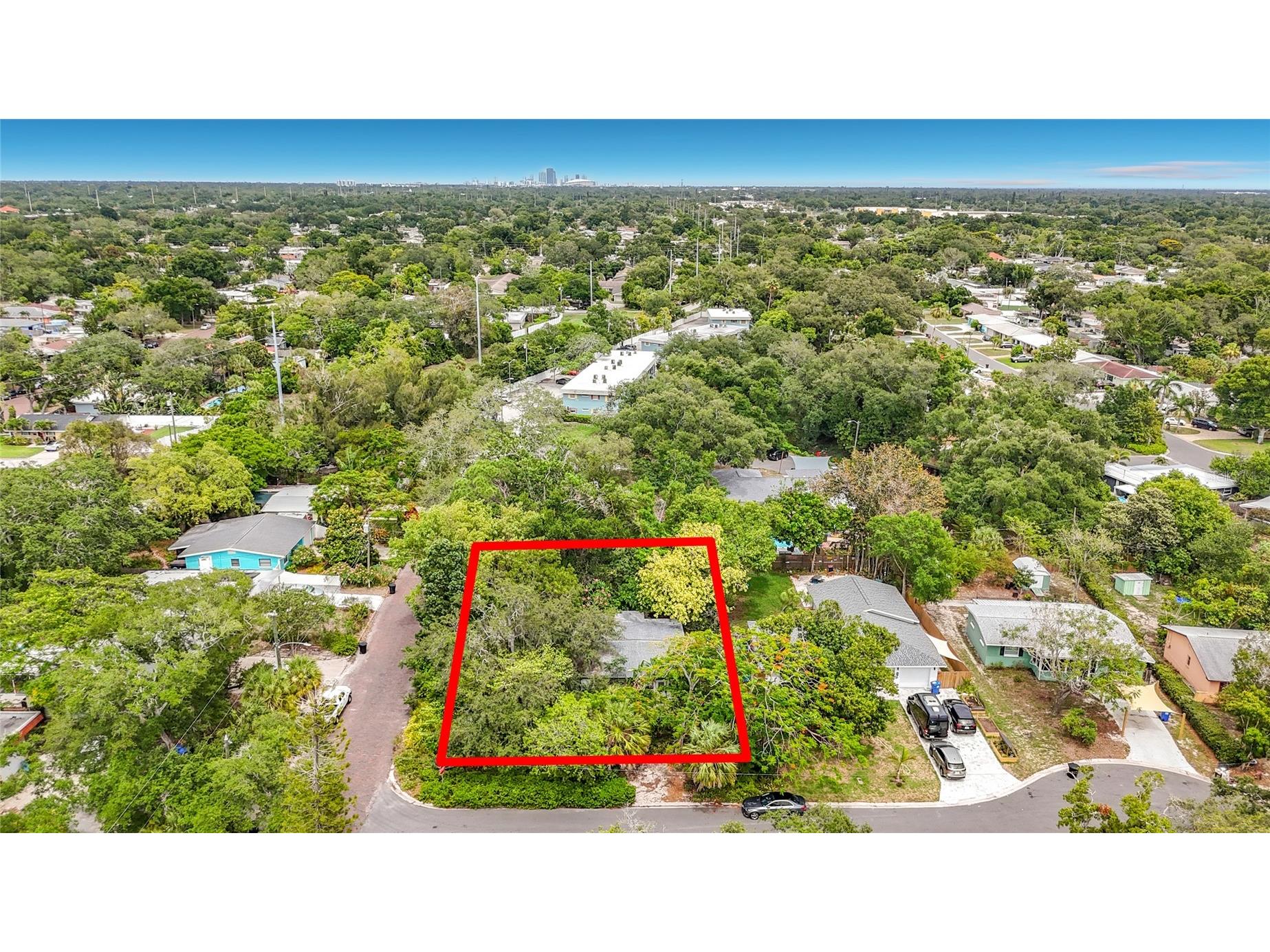 6330 Emerson Avenue S Saint Petersburg FL 33707 L4962583 image1