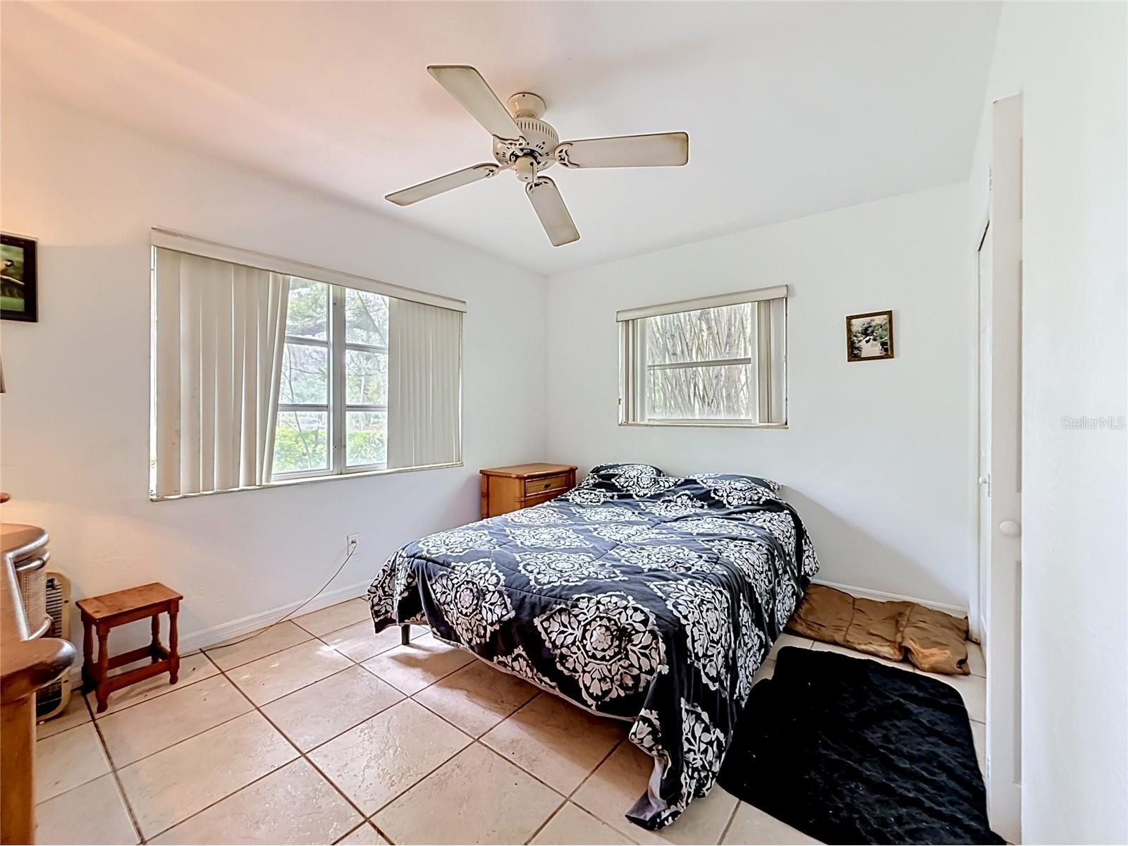 6330 Emerson Avenue S Saint Petersburg FL 33707 L4962583 image21